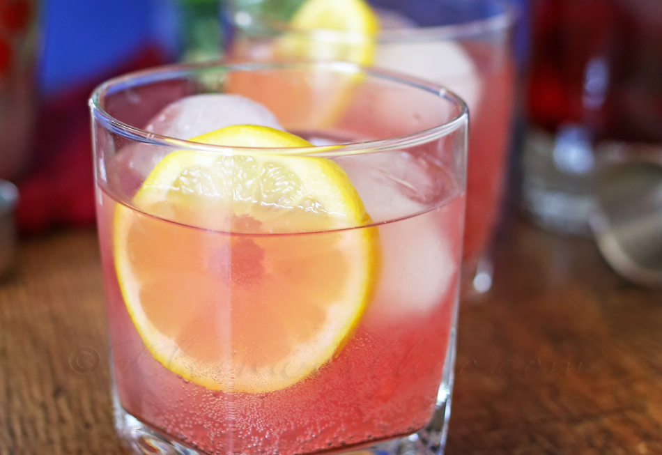 Boozy Pomegranate Lemonade - Yummi Haus