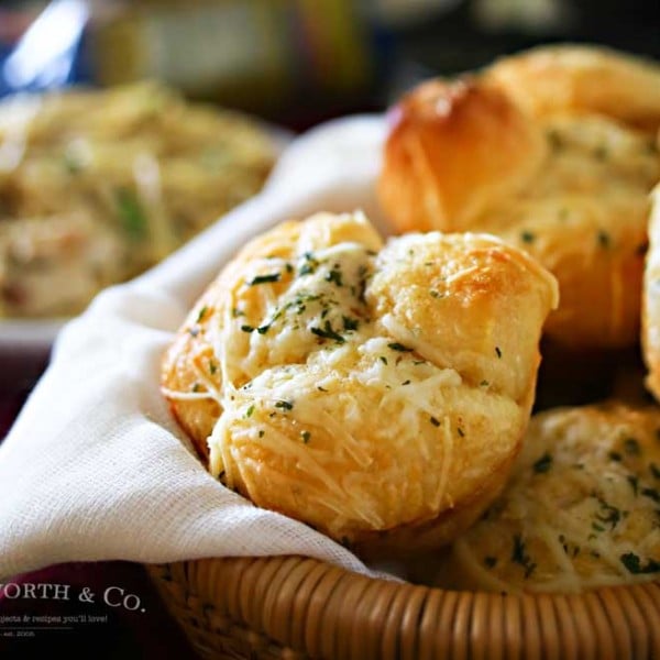 Garlic Parmesan Pull Apart Biscuits Yummi Haus