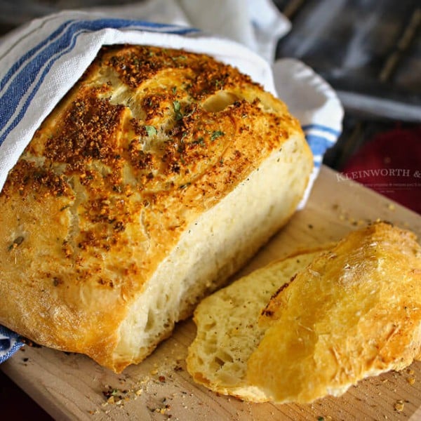 Crusty Italian Parmesan Bread - Yummi Haus