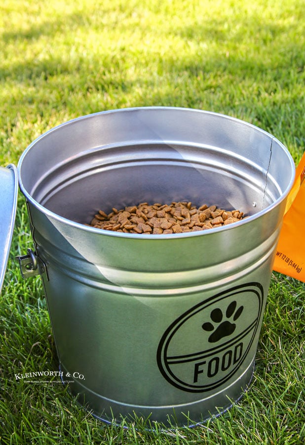 https://www.kleinworthco.com/wp-content/uploads/2018/08/Galvanized-Dog-Food-Storage-Container-free-cut-image-download.jpg