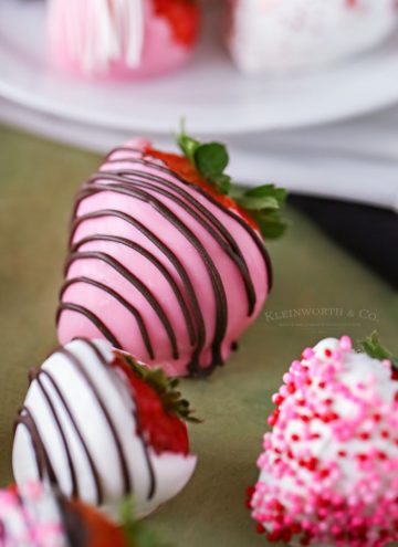 Easy Chocolate Covered Strawberries - Taste of the Frontier