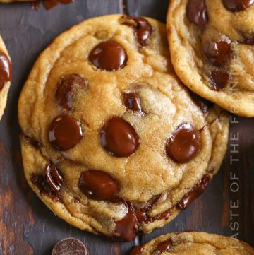 https://www.kleinworthco.com/wp-content/uploads/2021/11/Best-Chocolate-Chip-Cookie-Recipe-900-360x361.jpg