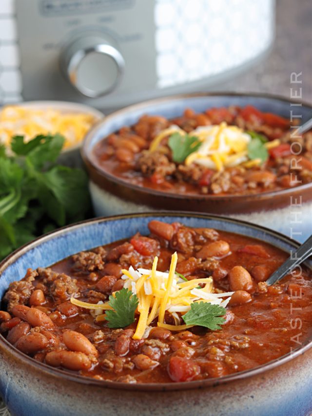 Easiest Slow Cooker Bean Chili Recipe - Taste of the Frontier