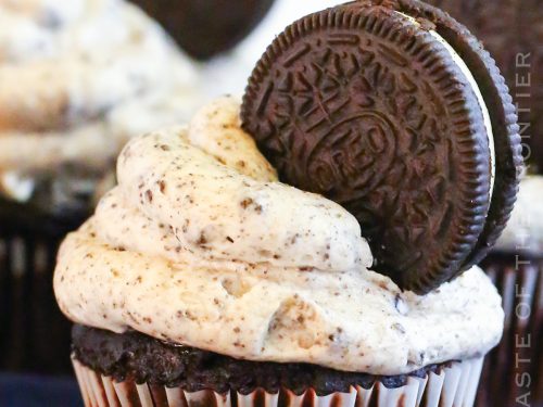 Easy Oreo Cupcakes with Oreo Frosting - House of Nash Eats