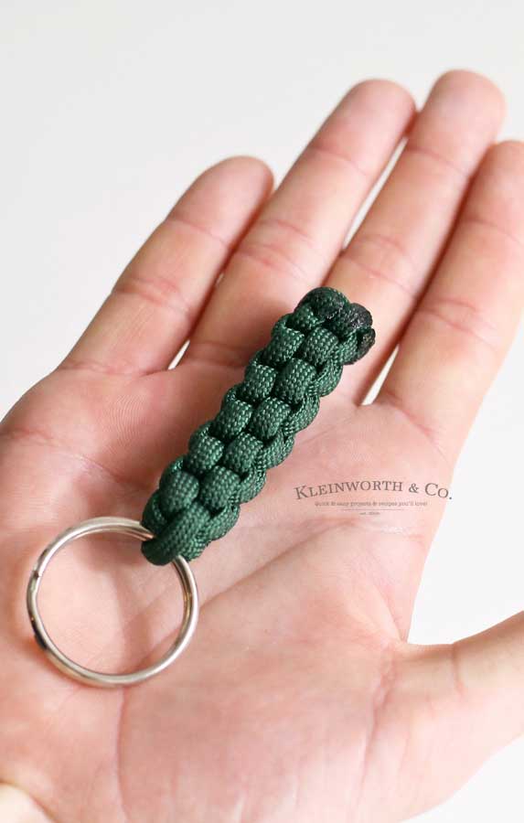 how to make a paracord lanyard for keys