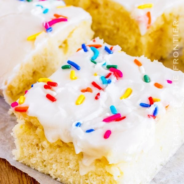 Lemon Pound Cake - Yummi Haus