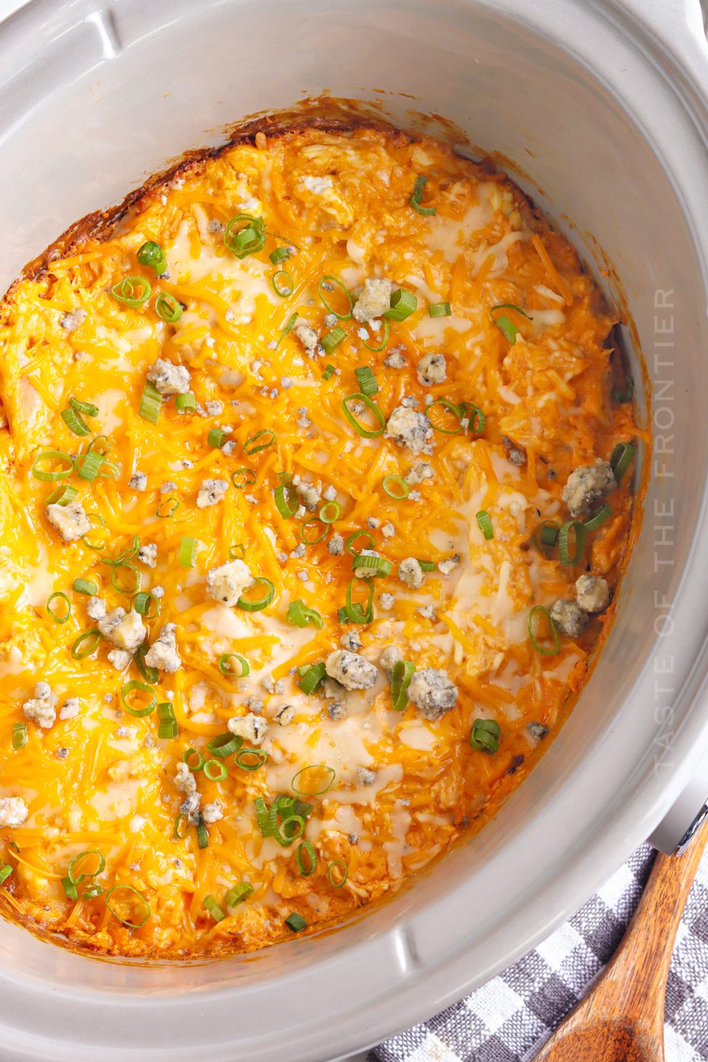 Slow Cooker Buffalo Chicken Dip - Yummi Haus