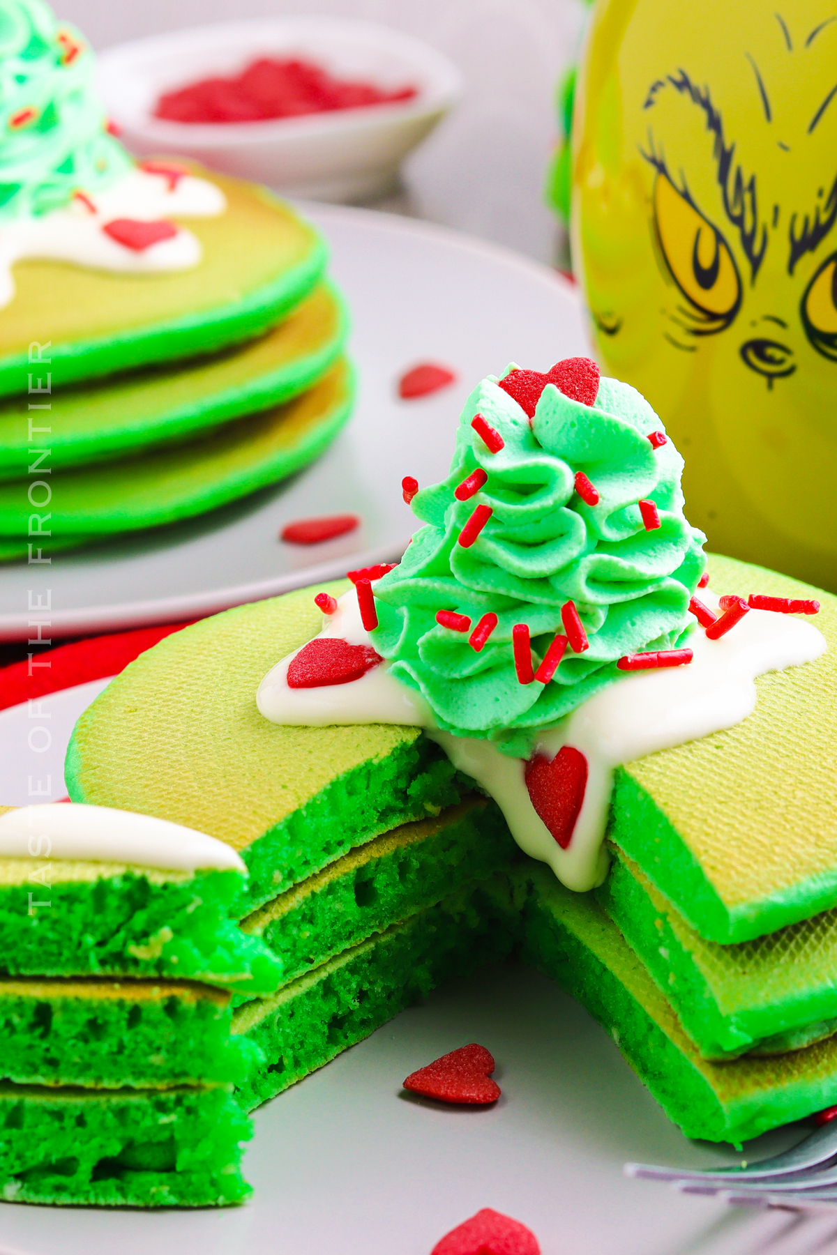 Grinch Pancakes ❤️ . Another Grinch idea from a few years ago