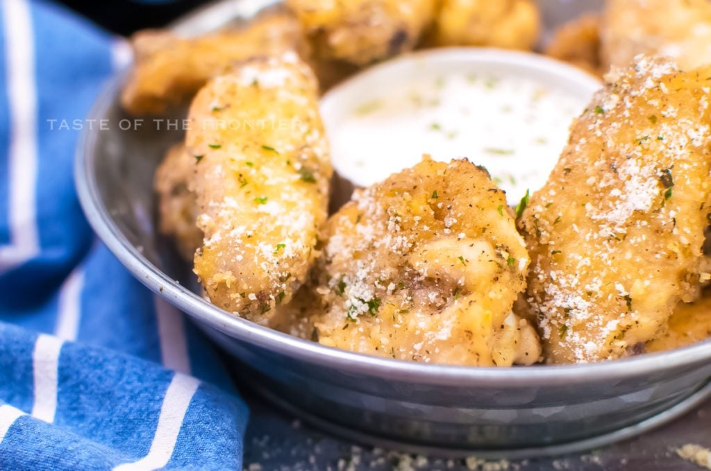 Air Fryer Garlic Parmesan Chicken Wings Yummi Haus