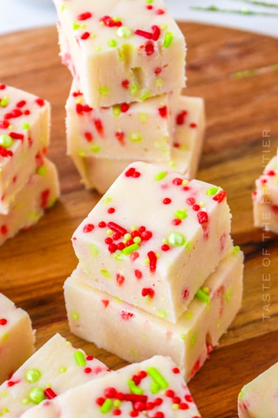 https://www.kleinworthco.com/wp-content/uploads/2022/12/Best-Christmas-Cookie-Fudge-600.jpg