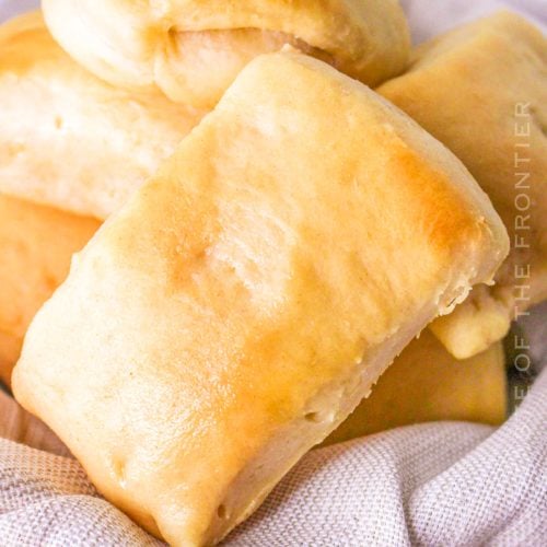 Texas Roadhouse Rolls – Copycat Recipe - Yummi Haus