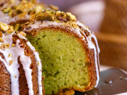 The Best Pistachio Cake Recipe - Viva Veltoro