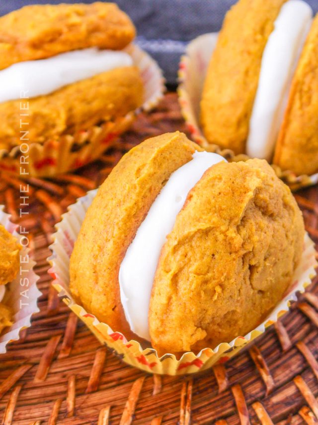 Best Pumpkin Whoopie Pies With Cream Cheese Frosting Taste Of The Frontier