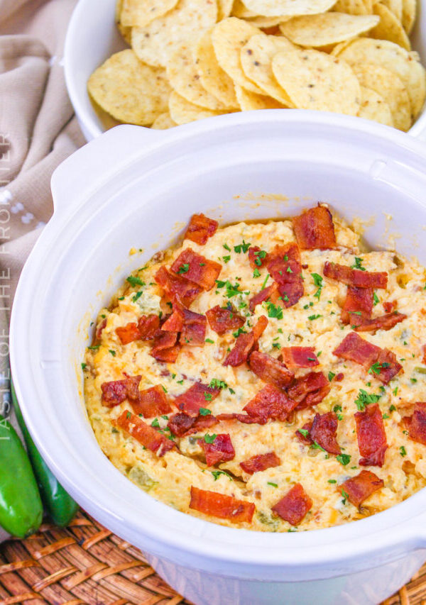 Crockpot Jalapeno Popper Dip recipe