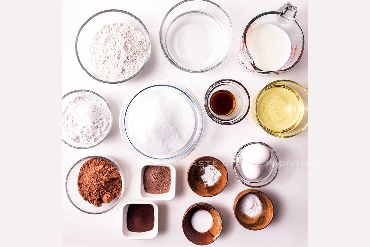 Chocolate Bundt Pudding Cake ingredients