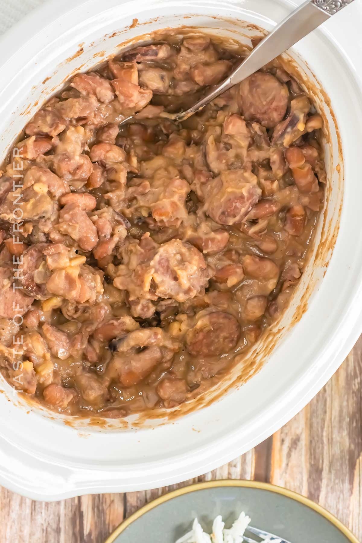 crockpot dinner with meat and beans