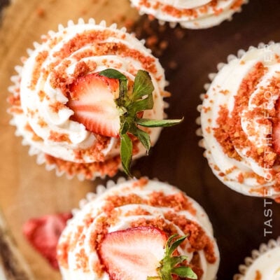 Strawberry Crunch Cupcakes