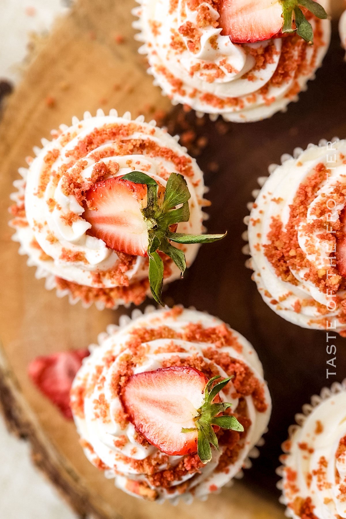 Strawberry Crunch Cupcakes