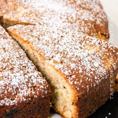 Apple and Cinnamon Cake