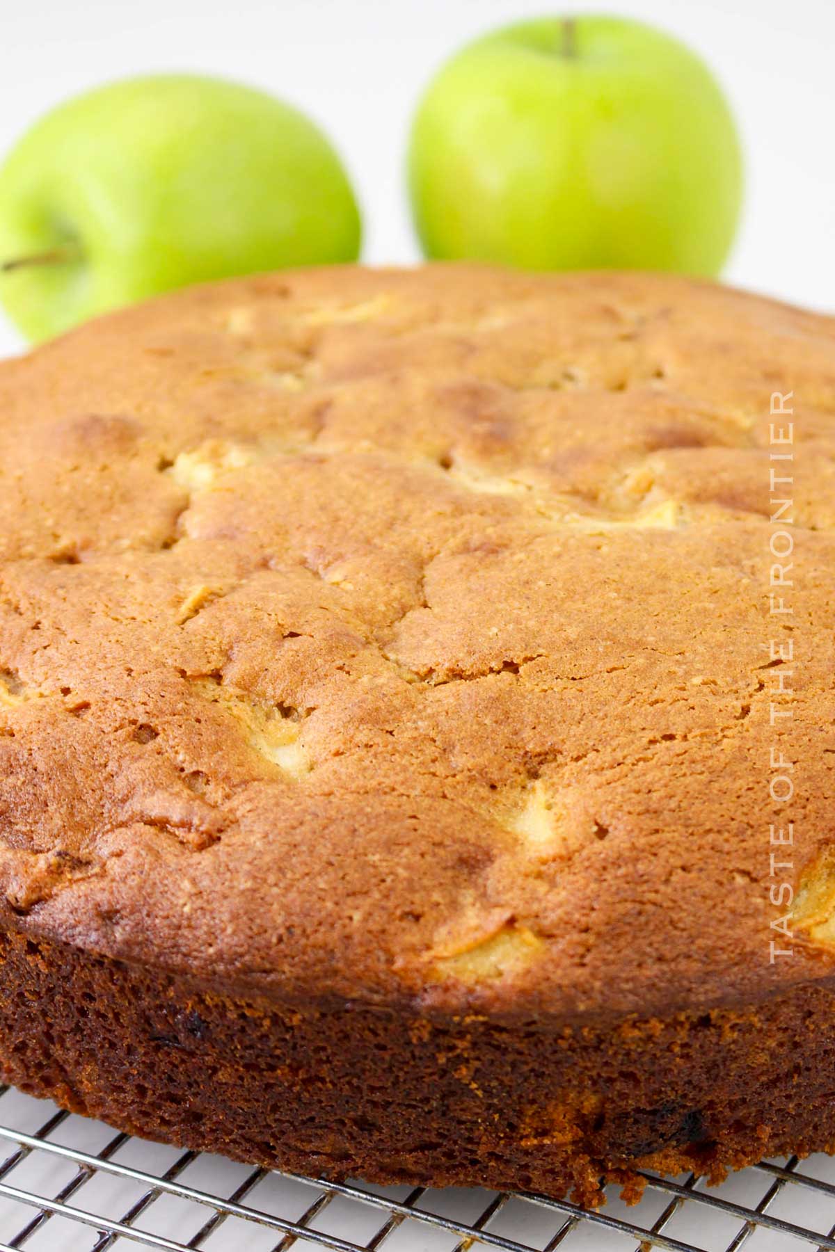 baked fall cake