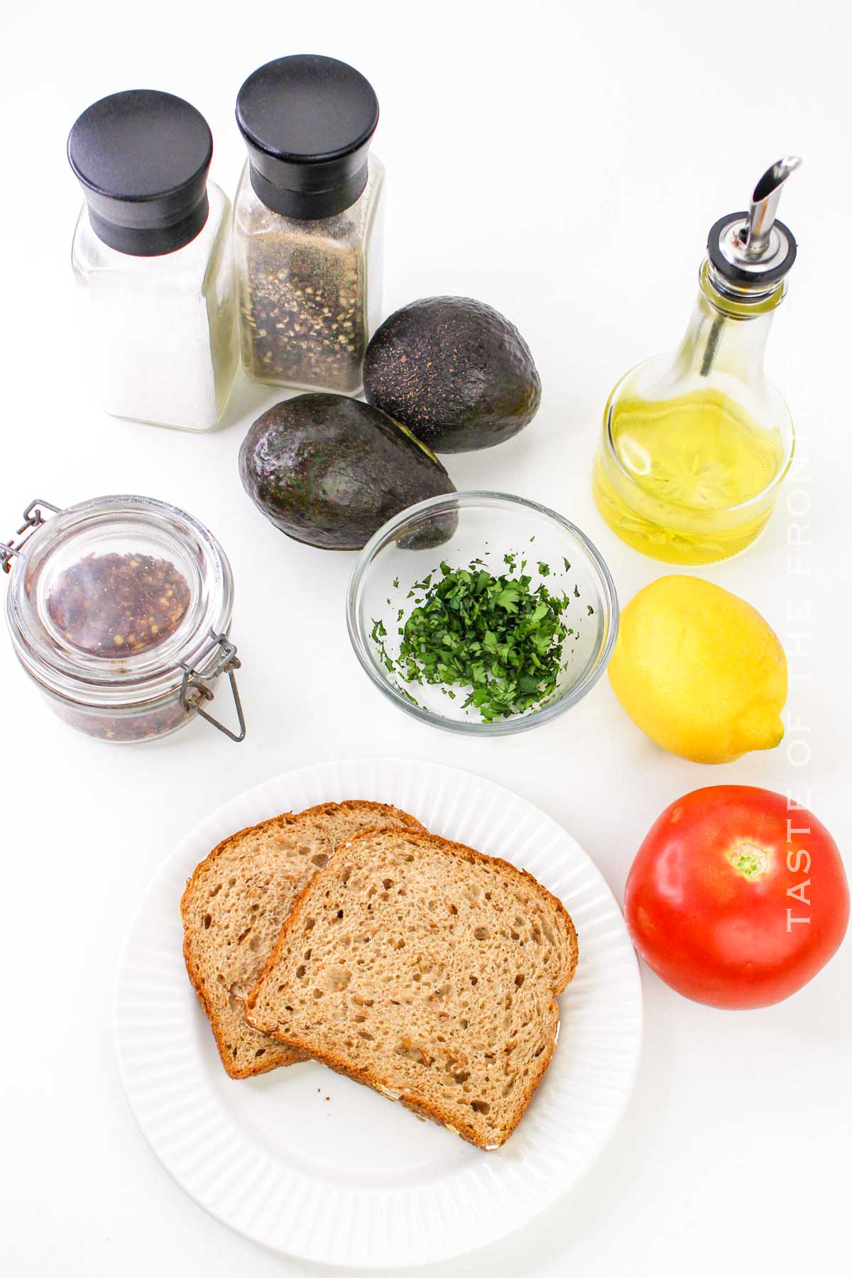 Avocado Toast with Tomato ingredients