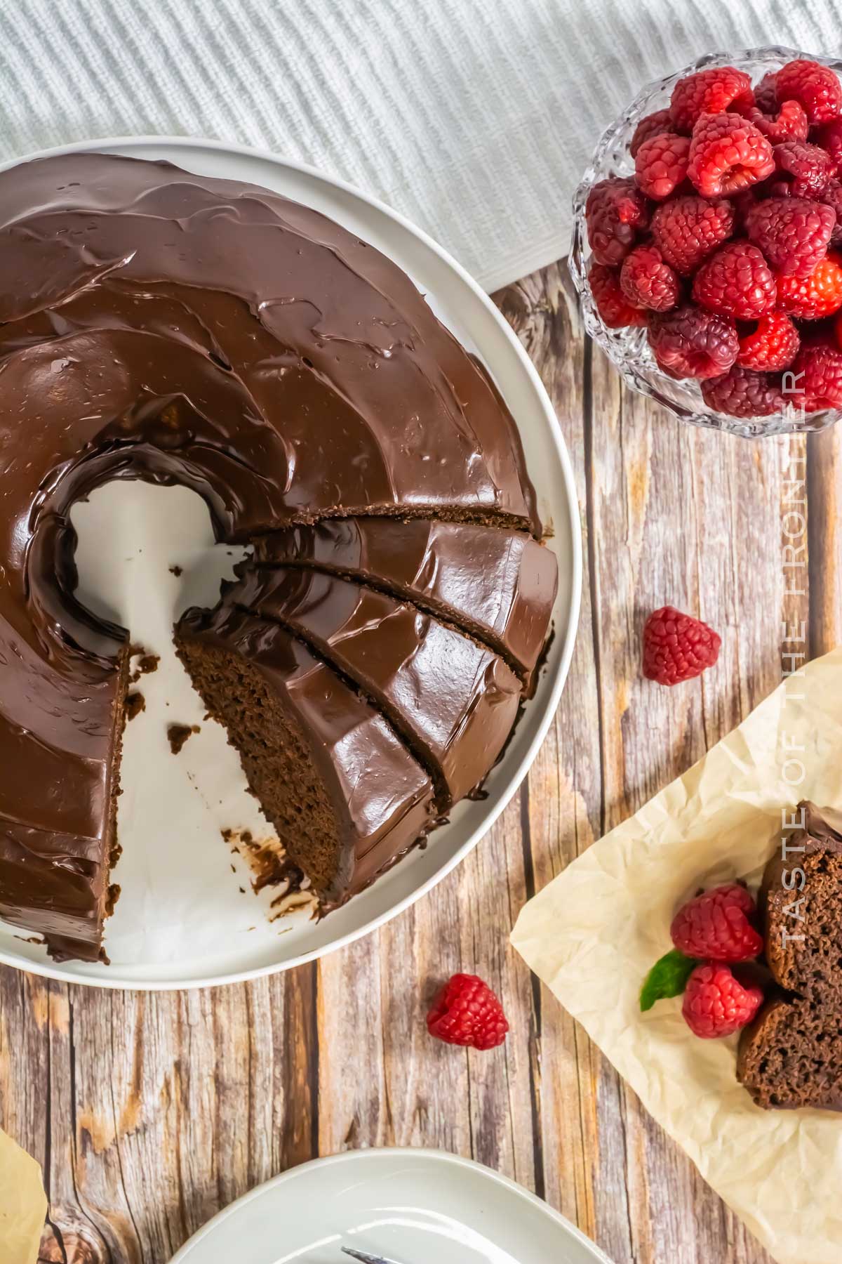 bundt cake with ganache