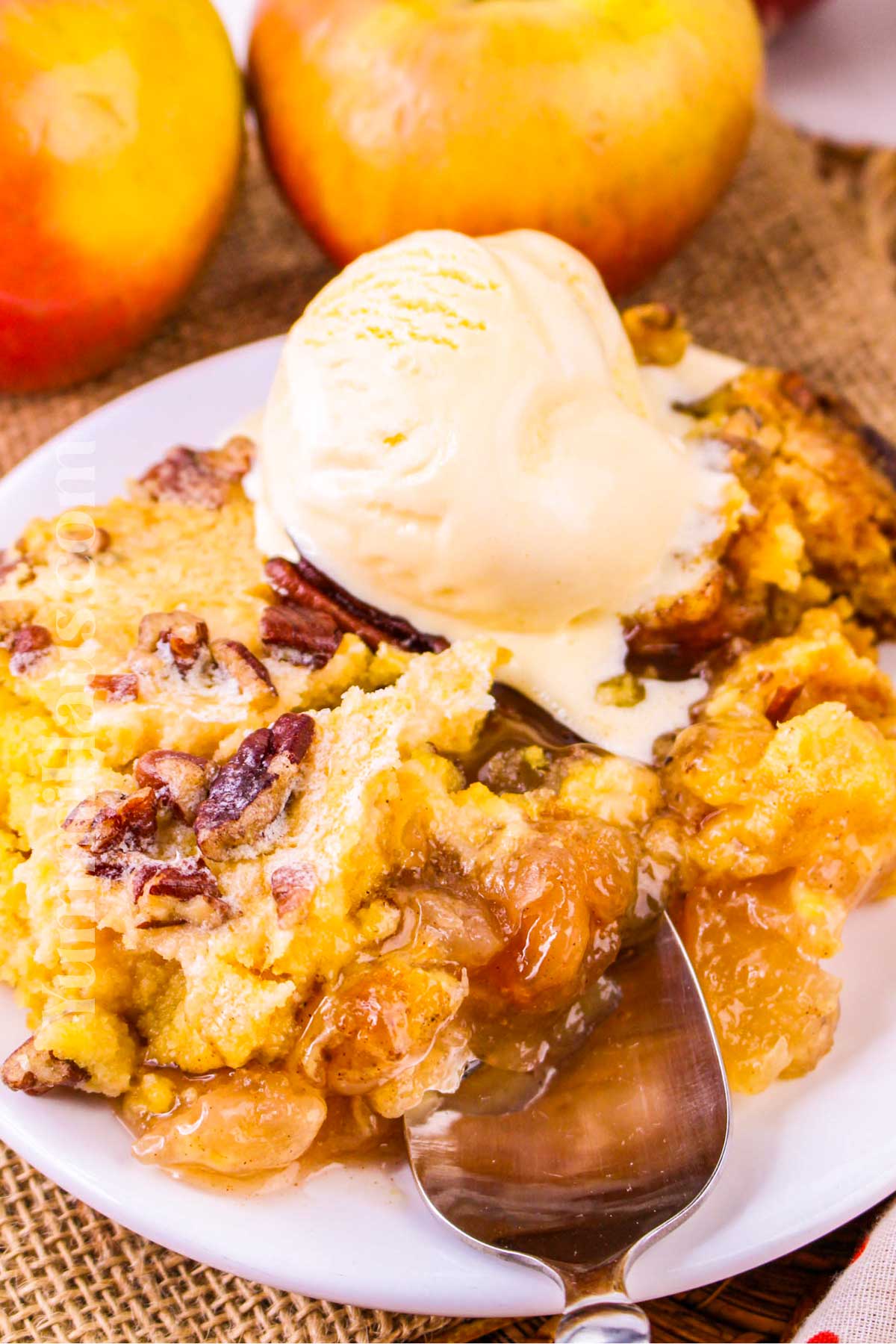 Apple Cobbler Cake