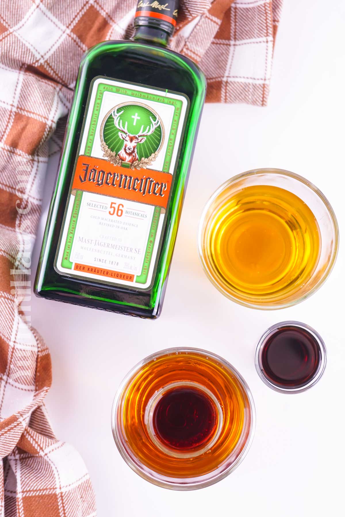 how to make a Jäger Bomb