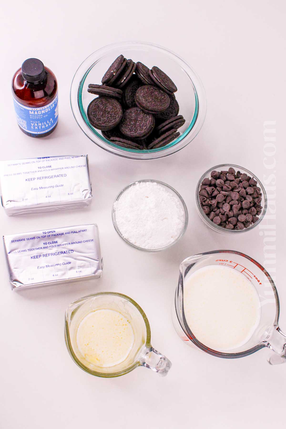 No-Bake Chocolate Cheesecake ingredients