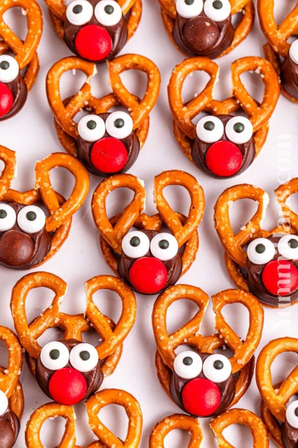 Reindeer Rolo Pretzels