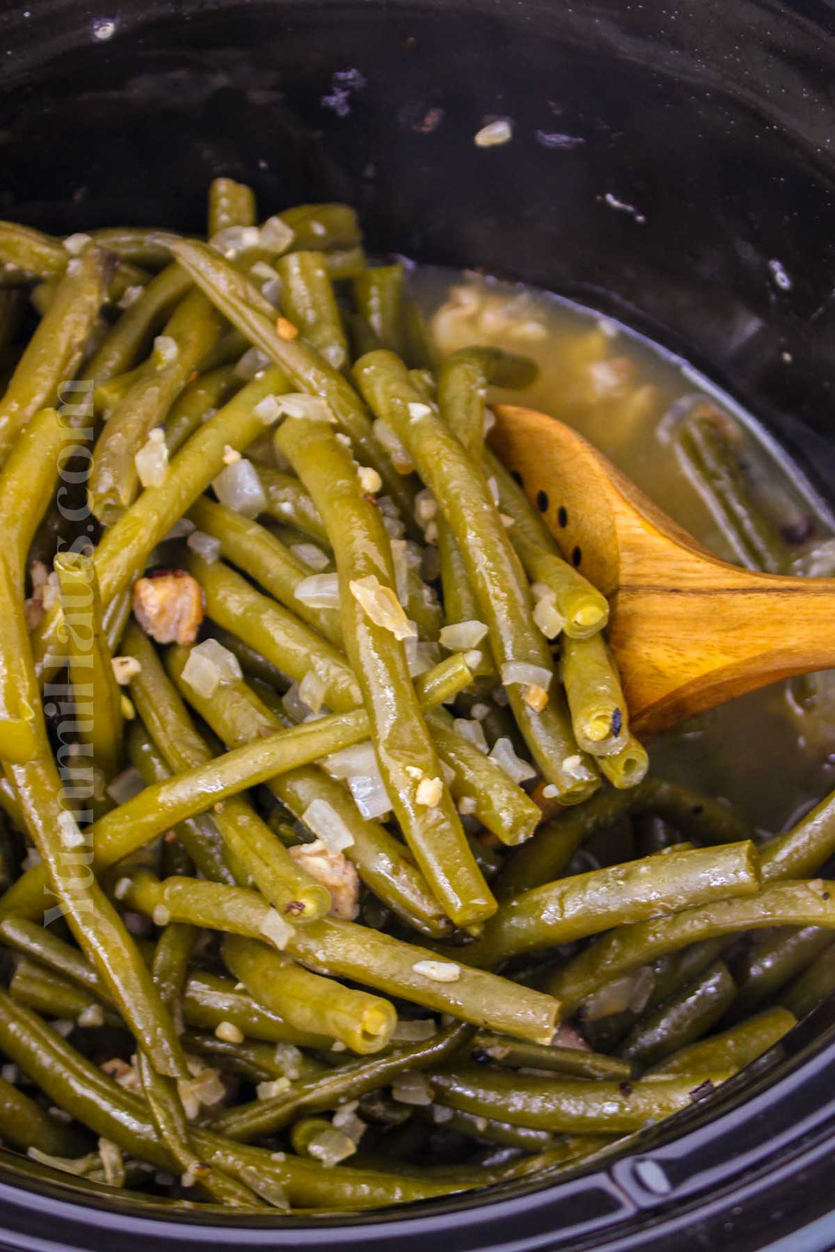 making green beans in the slow cooker