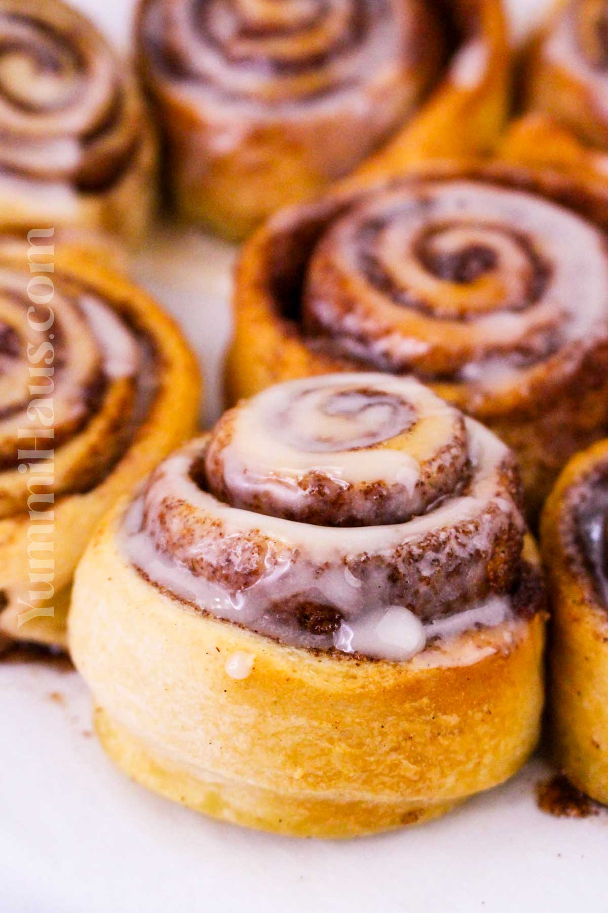 Cinnamon Rolls in Air Fryer