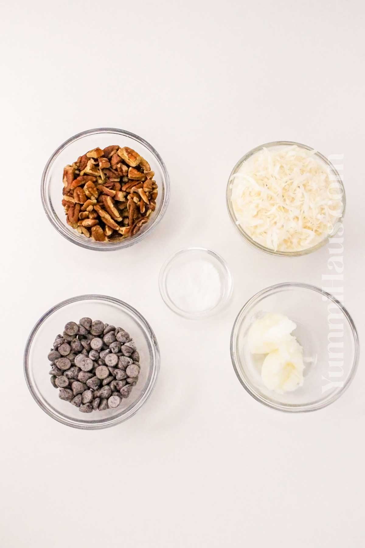 Keto Coconut Clusters ingredients