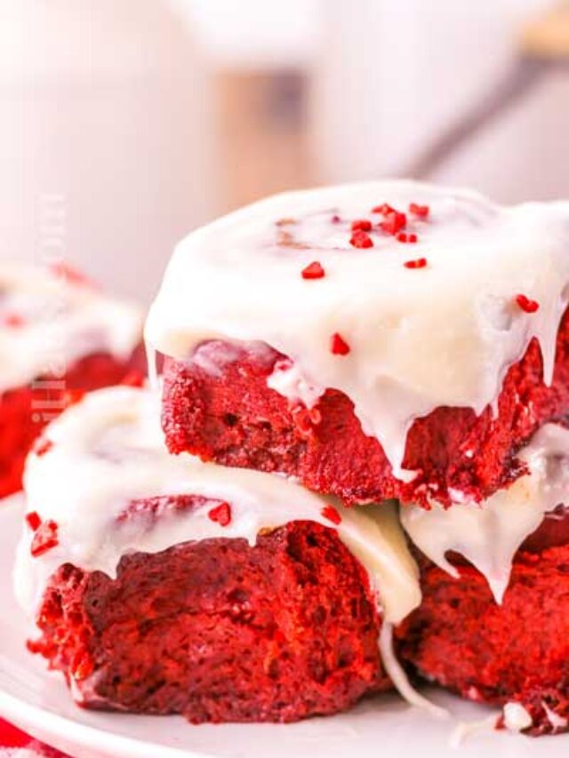 Valentine’s Day Red Velvet Cinnamon Rolls