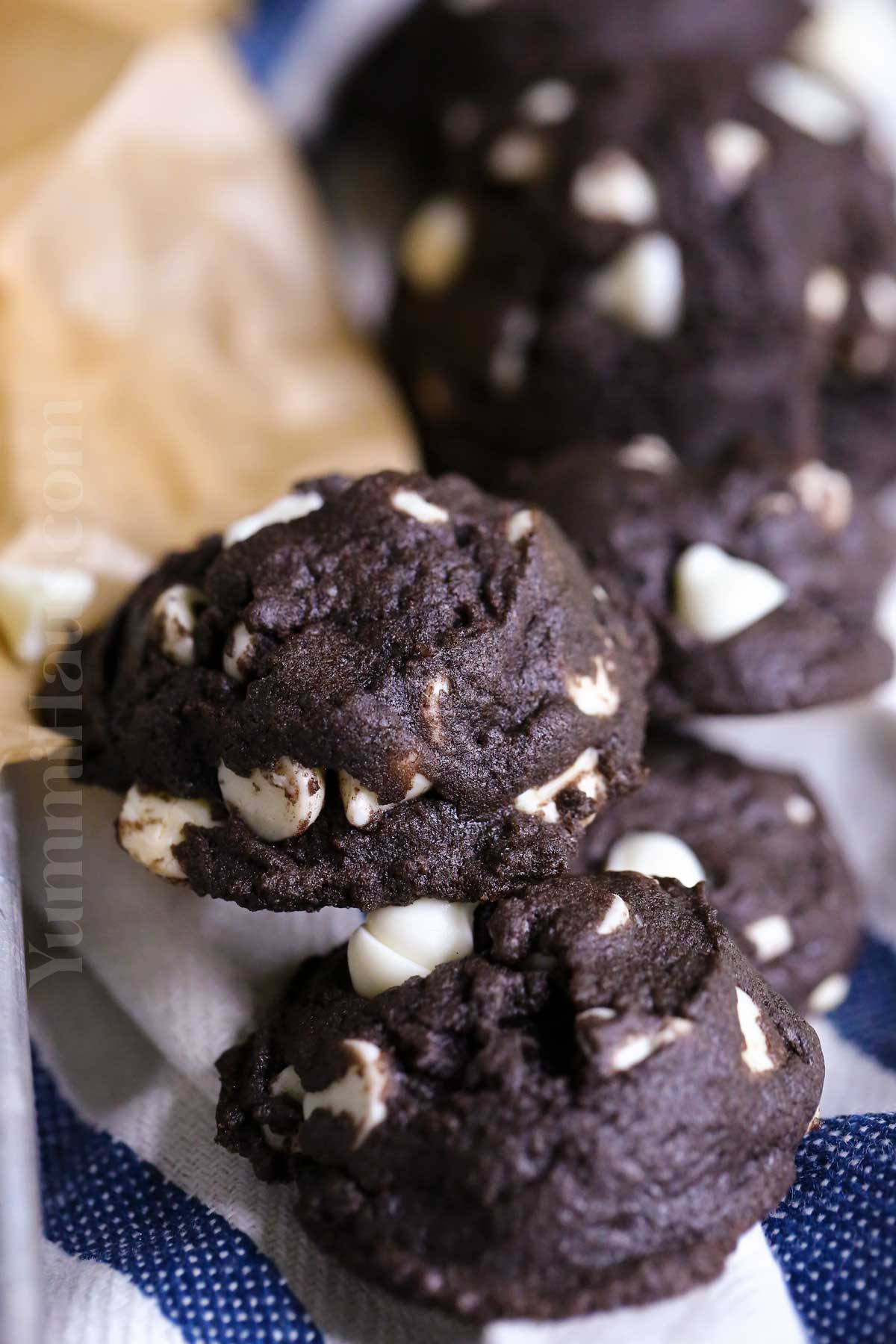 White Chocolate Chocolate Cookies