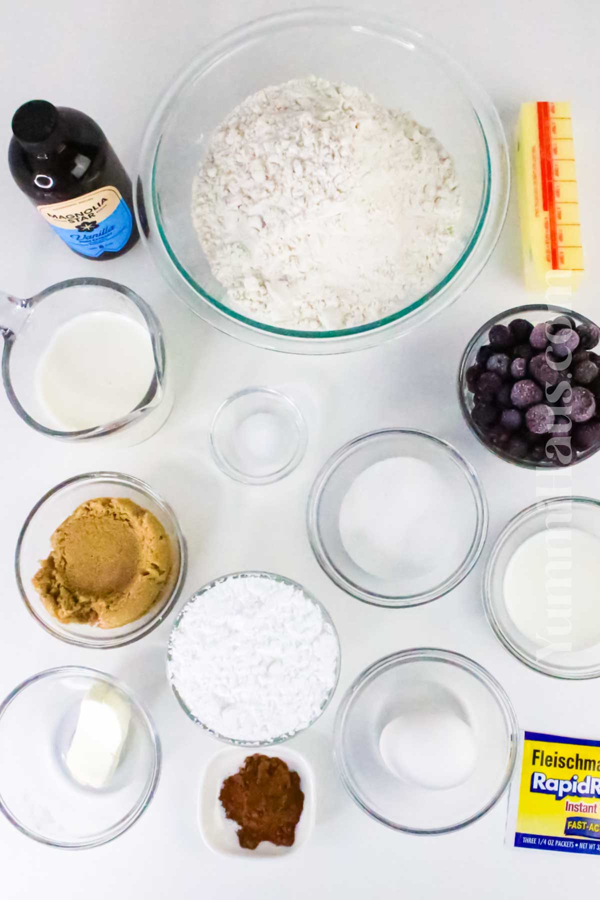 Blueberry Cinnamon Roll ingredients